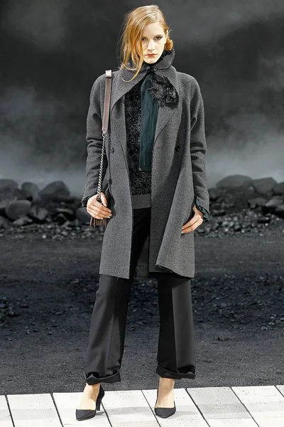 Look 13